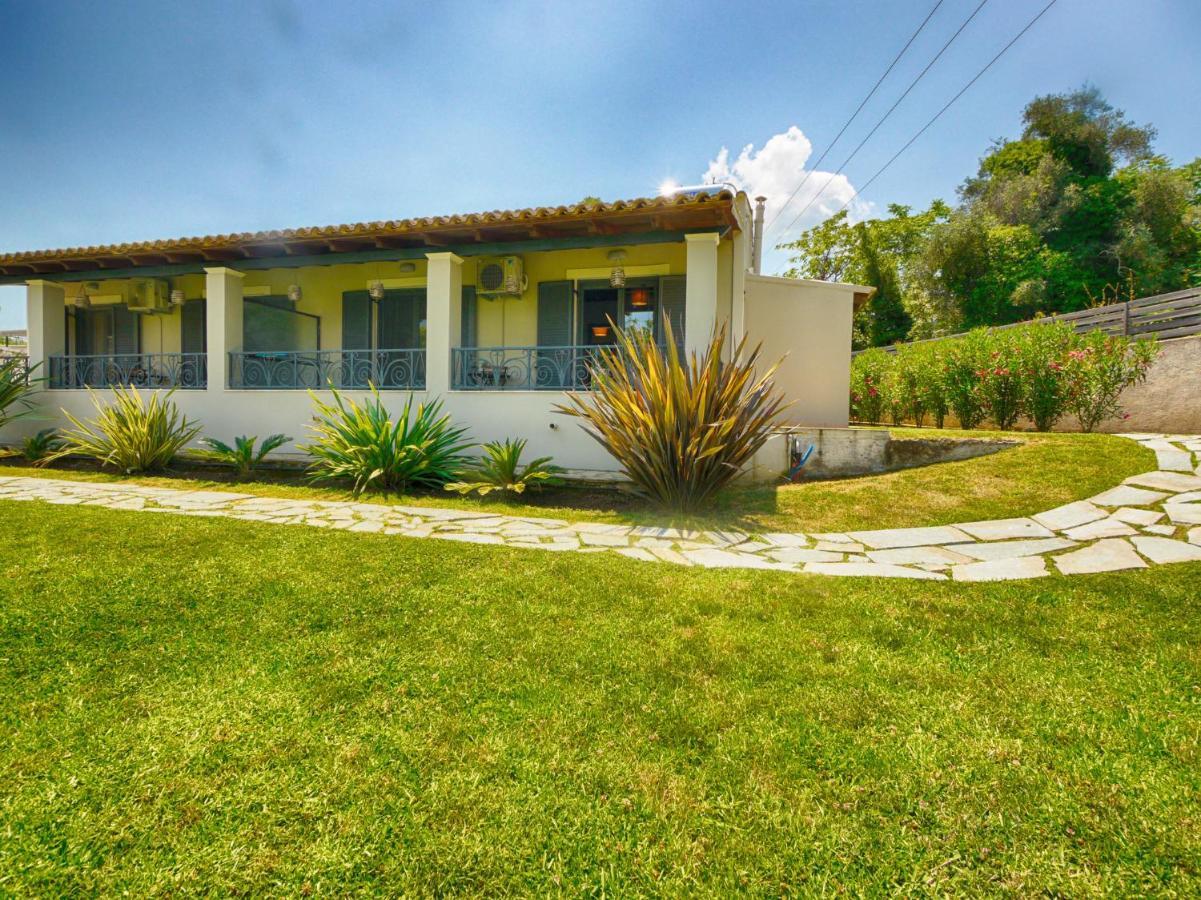 Cozy Family Friendly Apartment With Large Garden Close To Beaches - Dirella Kynopiástai Buitenkant foto