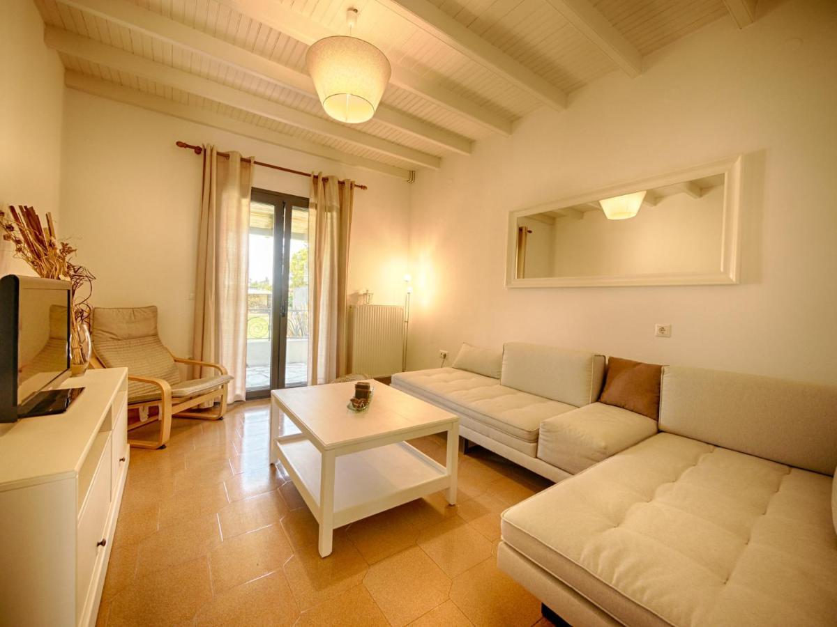 Cozy Family Friendly Apartment With Large Garden Close To Beaches - Dirella Kynopiástai Buitenkant foto