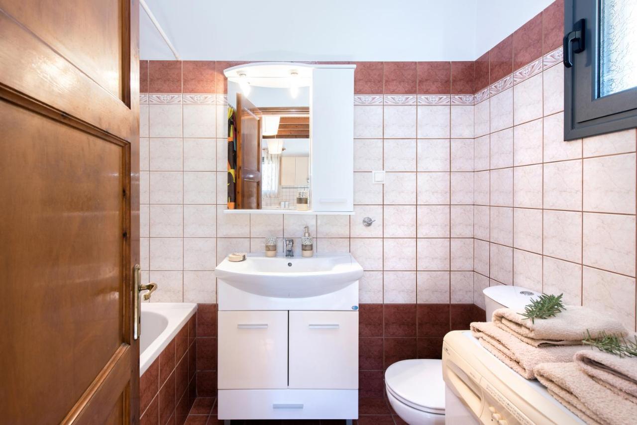 Cozy Family Friendly Apartment With Large Garden Close To Beaches - Dirella Kynopiástai Buitenkant foto