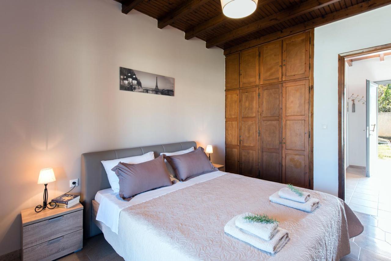 Cozy Family Friendly Apartment With Large Garden Close To Beaches - Dirella Kynopiástai Buitenkant foto