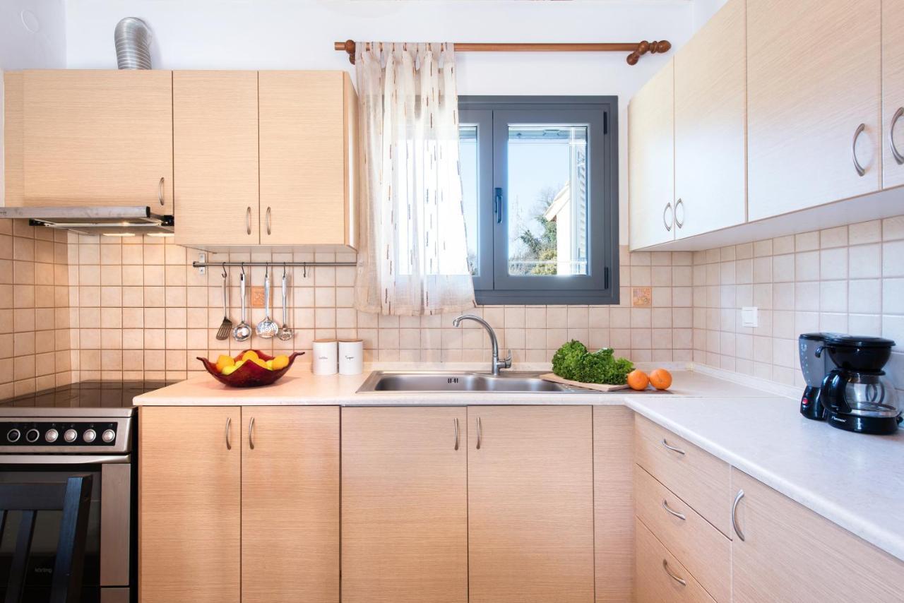 Cozy Family Friendly Apartment With Large Garden Close To Beaches - Dirella Kynopiástai Buitenkant foto