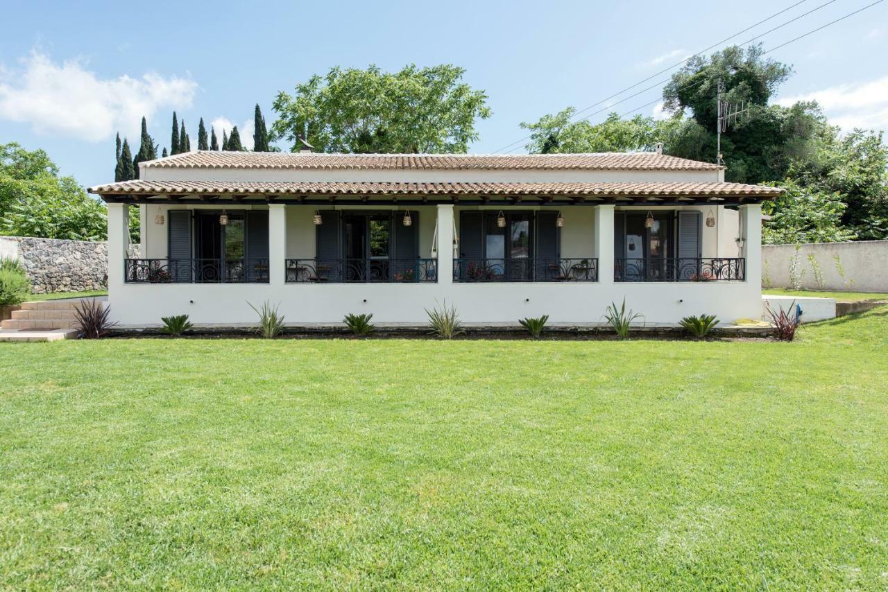Cozy Family Friendly Apartment With Large Garden Close To Beaches - Dirella Kynopiástai Buitenkant foto